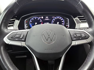 Volkswagen Passat 1.5 TSI Business | Automaat | Adaptive cruise | Stoelverwarming | CarPlay | Camera | Parkeersensoren | BTW / 15