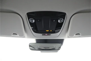 Kia EV6 Plus 84 kWh - Stoel-/stuurverwarming - Navigatie - Cruise Control Adaptief - Apple CarPlay/Android Auto - Fabrieksgarantie tot 02-2032 / 33