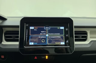 Suzuki Ignis 1.2 Smart Hybrid Style | Navigatie | Cruise control | Achteruitrijcamera | Stoelverwarming | Climate Control | Keyless Entry en Start / 22