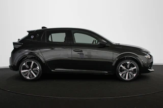 Lancia Ypsilon 1.2 Turbo Hybrid LX / 30