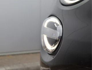 Fiat 500X 1.0 GSE Urban  | Stoelverwarming | Navigatie | Camera | Keyless | LED / 10
