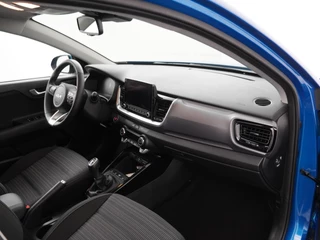 Kia Stonic 1.0 T-GDi MHEV DynamicPlusLine  - Apple Carplay/Android Auto - Cruise Control - Climate Control - Navigatie - Stuur/Stoel Verwarming - 7 Jaar of 150.000km Fabrieksgarantie / 41