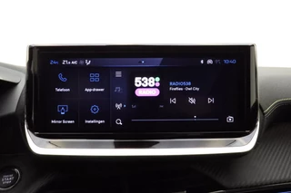 Peugeot 208 1.2 Hybrid 145pk e-DCS6 GT | Alcantara | Adaptieve Cruise Control | Navigatie | Climate Control / 26