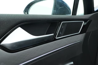 Volkswagen Passat Variant 1.6 TDI Comfort Business  Automaat, Navigatie, Apple carplay, Climate, / 14