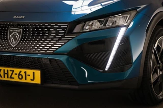 Peugeot e-408 Allure 58 kWh | NIEUW | COMFORT / CONNECT / 360 VISION & DRIVE ASSIST- PACK | STUURVERWARMING | DAB | APPLE | CAMERA / 20
