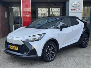 Toyota C-HR 2.0 Plug-in Hybrid 220 Première Edition PANODAK LEER 360° CAMERA JBL-AUDIO EL-STOEL STOEL/STUURVERW BLIND SPOT KEYLESS LED EL-ACHTERKLEP 19'' LM-VELGEN NL-AUTO