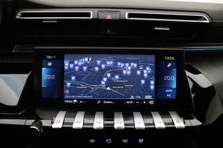 Peugeot 508 SW 1.6 HYbrid GT | Nieuwe tractiebatterij | 225pk | 18" LM Velgen | Camera | Dodehoek Detectie | Full LED | Lane Assist | Navigatie | Afneembare trekhaak / 26