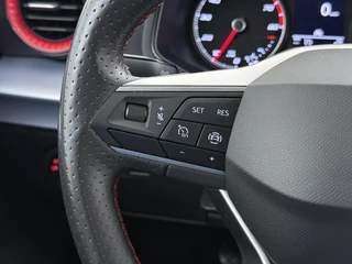 SEAT Ibiza 1.0 EcoTSI FR 18 INCH| PARKEERSENSOREN| RIJKLAAR GELEVERD INCL. 12 MND BOVAG GARANTIE|  ORIGINEEL NEDERLANDS GELEVERD NAP| FULL LED| CARPLAY / 29