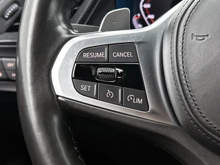 BMW 1-serie M135i xDrive | Camera | Stoelverwarming |Harman/Kardon | HeadUp Display | Cruise Control / 18