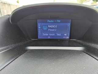 Ford Kuga 1.6 Titanium NAVI PDC TEL LM LEER TREKHAAK / 26