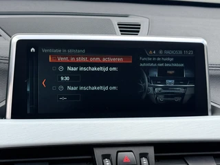 BMW X1 xDrive20i High Executive  | Afn. trekhaak | Pano | LED | Leder | Sportstoelen | Apple/Android | Stoelverwarming / 63