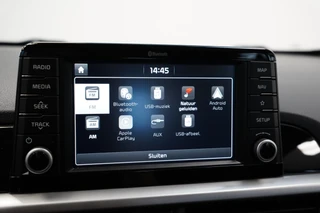 Kia Picanto 1.0 CVVT ComfortPlusLine Navigator  Achteruitrijcamera Carplay PDC NAP! / 16