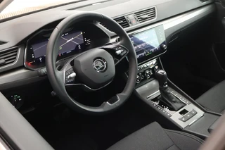 Skoda Superb Combi 1.4 TSI 218pk iV Business Edition Trekhaak Memory Stoelverwarming Virtual Cockpit Navigatie / 4