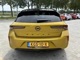 Opel Astra 1.6 Turbo Automaat Plug In Hybrid Ultimate | DEMO | Panorama Schuifkanteldak | ECC | Navigatie | Camera | Winterpakket | AGR | Alcantara | Matrix-LED | Parkilot / 6