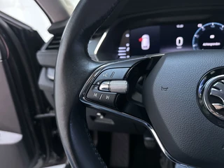 Škoda Octavia Combi 1.0 TSI 110pk Business Edition Navigatie Parkeersensoren App-Connect DAB+ / 22
