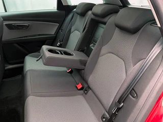 SEAT Leon ST 1.0 TSI FR Business Intense Trekhaak | Panoramadak | Stoelverwarming | Carplay | Camera | Adapt. Cruise | / 17