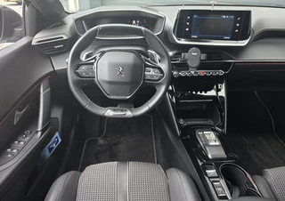 Peugeot 208 1.2 PureTech GT | ADAPTIVE | CAMERA | CARPLAY / 15
