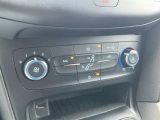 Ford Focus 1.5 ST-Line 1e Eigenaar Nav/Cruise 18 Inch Pdc NL-Auto UITSTRALING! / 30