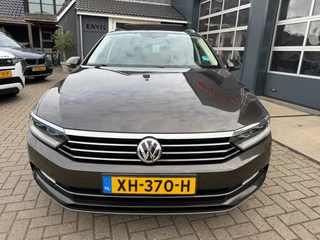 Volkswagen Passat Variant 1.4 TSI ACT Highline Business R / Pano / Massage / Camera / Sportleder / Trekhaak / Zeer mooie auto ! / 5