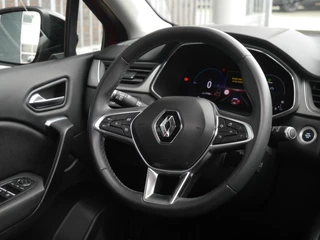Renault Captur 1.6 E-Tech Plug-in Hybrid 160 Intens | Panorama dak | Achteruitrijcamera | Lichtmetalen velgen | Navigatie | Cruise control | Stoelverwarming | / 15