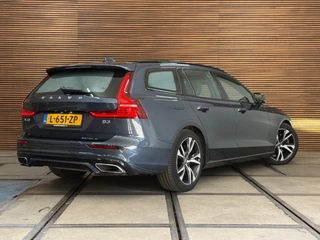 Volvo V60 2.0 B3 R-Design | Panoramadak | Harman Kardon | 360 Camera | Apple carplay & Android Auto / 6