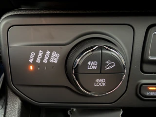 Jeep Renegade 4xe 240 Plug-in Hybrid Electric Trailhawk (Navigatie - LED - Keyless Entry - Parkeersensoren V+A - Automatische Airco - 4WD - 17" incl 4S - Dodehoek detectie) / 26