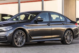 BMW 5 Serie 530e M-Sport  | Leder | Memory | NL Auto / 16