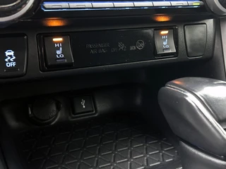 Toyota RAV4 2.5 Hybrid Active Automaat | Adaptive Cruise | Stoelverwarming | CarPlay | Camera | Trekhaak / 24