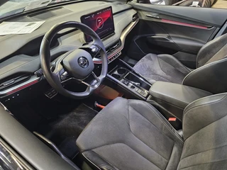 Škoda Enyaq iV 60 Sportline Geen import | Trekhaak | Camera | BlackPack | 91% SOH / 6