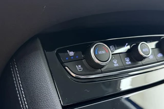 Opel Grandland X 1.6 Turbo Hybrid Elegance Automaat | Lederen bekleding | Stoelverwarming en ventilatie | Electrische achterklep | Keyless | Navigatie | DAB radio / 36