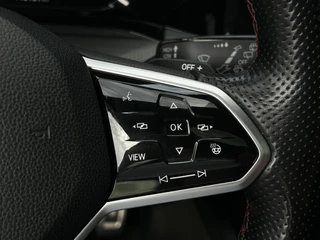 Volkswagen Golf 2.0 TSI GTI Clubsport | Panoramadak | Camera / 19
