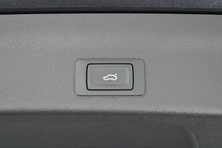 Audi A6 Avant 50 TFSI e 299pk Quattro S Edition Trekhaak Camera B&O Panoramadak Matrix Led Virtual Cockpit Navigatie S-Line / 49