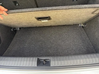 Skoda Kamiq 1.0 TSI Business Edition | Navi | Parkeersensoren V+A | Virtual Cockpit | Lichtmetalen Velgen | Premium Sound System | Keyless Go | Apple Carplay | Android Auto | 12 maanden Bovag Garantie / 32
