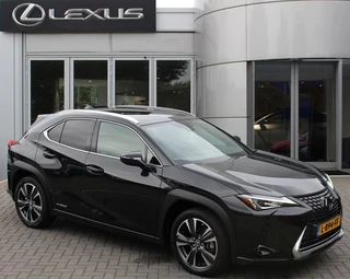 Lexus UX 250h Preference Line NL-AUTO NAVI BLIND SPOT PARKEERSENSOREN SMART-ENTRY APPLE CARPLAY / 2