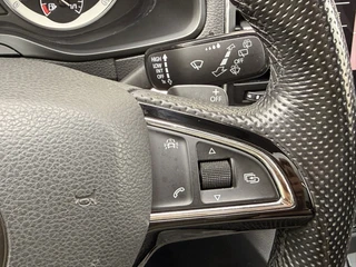 Skoda Karoq 1.5 TSI DSG Pano Camera Canton Leder/alca Trekhaak CarPlay Keyless Sfeer / 23