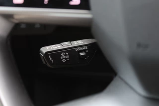 Audi Q4 e-tron 50 quattro S Edition 77 kWh Optiek Zwart S-Line/Pano/Leder/Matrix LED/Elek. stoelen+mem/Head-up/Camera/Keyless/20" / 34