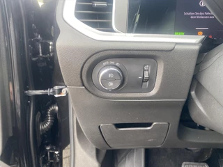 OPEL Grandland X 1.6 Turbo Hybrid 225pk Aut Business Edition / 21