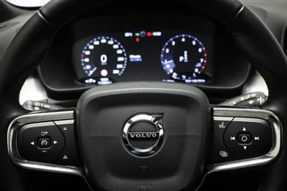 Volvo XC40 2.0 T4 | PANORAMADAK | BLIS | DAB | APPLE | ON CALL | 20" / 35
