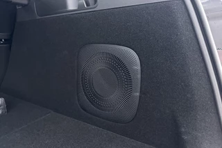 Leapmotor C10 Design REEV 28.4 kWh | Nieuwe auto | Gecombineerde actieradius WLTP 974km | 1500 kg Trekgewicht | Diverse kleuren leverbaar | Full options | Stuurverwarming | Stoelverwarming en koeling | Elektrisch verstelbare voorstoelen | Navigatie | Keyless entry & start | 20 inch lichtmetalen velgen | Led verlichting / 14