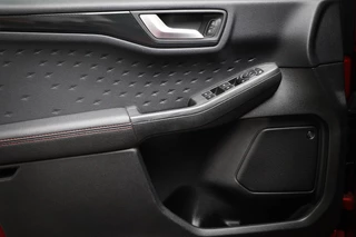 Ford Kuga 2.5 PHEV ST-Line X | WINTER / DRIVER ASSISTANCE- PACK | STUURVERWARMING | DAB | APPLE | CAMERA | TREKHAAK / 32