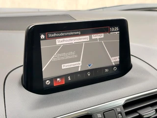 Mazda 3 Sedan 2.0 SkyActiv-G Leder HUD 18' Camera Keyless Navi Cruise Clima / 23
