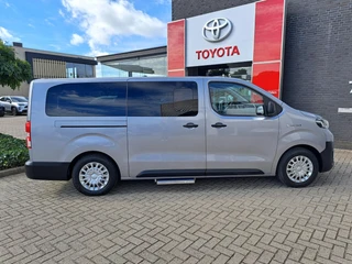 Toyota PROACE Electric Shuttle LONG EXTRA RANGE DYNAMIC 75KWH 8-PERSOONS ROLSTOELAUTO VERLAAGD-INBOUW-OPRIJPLAAT 2x SCHUIFDEUR / 5