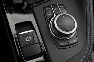 BMW X2 xDrive25e M Sport Panoramadak Head-Up HiFi Keyless Memory / 43