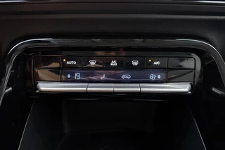 Citroen Ë-C3 Max 113pk 44 kWh | Navigatie | Climate Control | Camera | Apple Carplay - Android Auto | Lichtmetalen Velgen | Dakrails / 26
