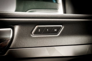 Lynk & Co 01 1.5 Plug-in Hybrid 262 Pk 360 Camera | Panoramadak | 75 km Elektrisch | Full Map Navi | NL Auto | 20 inch. LMV | 1e eigenaar / 58