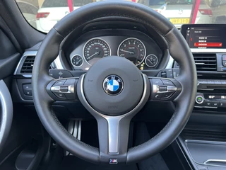 BMW 3 Serie Touring 318i Executive  | M-Sport Edition | LED | Alcantara | Cruise | Airco | Stoelverw. | / 24