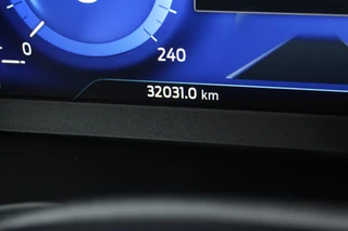 Ford Focus Wagon 125PK HYBRID TITANIUM-X VIRTUAL-COCKPIT B&O AUDIO CLIMA P-SENSOREN 17"LMV LED CAMERA WINTERPACK NL-AUTO / 12
