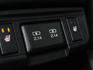 Subaru Outback 2.5i Premium  | Schuifdak | Trekhaak | Winterbandenset | H&K / 32