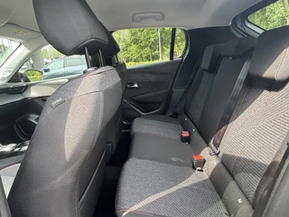 Peugeot 208 1.2 Hybrid 110 e-DCS6 / 13