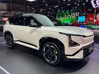Kia EV5 GT AWD 81.4 kWh Launch control | Elektronisch adaptief onderstel met road-preview | 20' lichtmetalen GT-velgen | NIEUW TE BESTELLEN